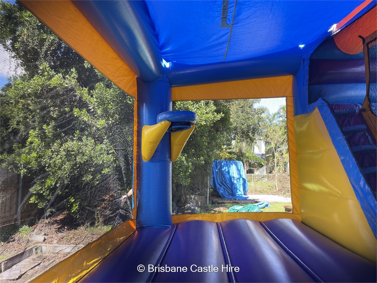 🚒 Fire Truck 4.5 x 6 - Jumping Castle Hire in Brisbane , North Brisbane ...